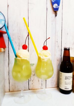 失敗なし簡単! ∞レトロ∞クリームソーダ-レシピのメイン写真