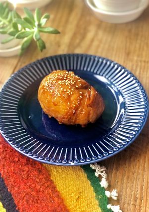 照りがたまらない！卵肉巻きおにぎり-レシピのメイン写真