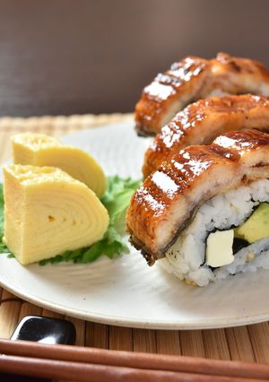 栄養満点！一口サイズのうなぎロール寿司-レシピのメイン写真