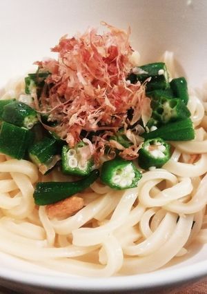 お吸い物の素で作る・レンチン汁なしうどん-レシピのメイン写真