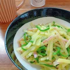 รูปของ じゃがいもとピーマンのコンソメ炒め