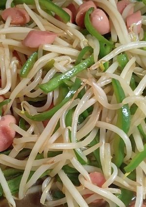 モヤシとピーマンとウインナーの炒め物-レシピのメイン写真