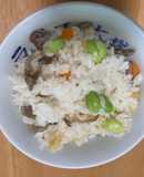 天然 千本しめじの贅沢炊き込みご飯