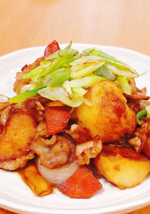 炒めて作る肉じゃがおつまみ-レシピのメイン写真