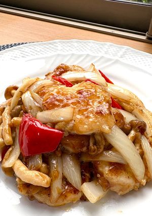 【簡単夕食】柔らか鶏胸肉と玉ねぎしめじの甘酢炒め-レシピのメイン写真