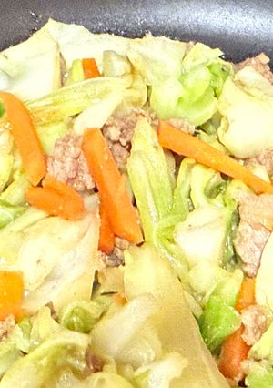 キャベツとひき肉の炒め物-レシピのメイン写真