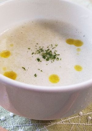 そら豆とコールラビ♡のポタージュ-レシピのメイン写真