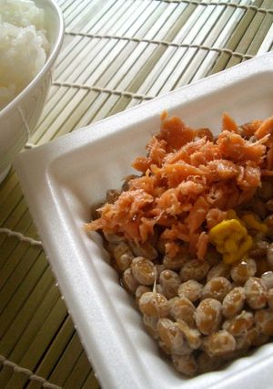 簡単☆納豆の食べ方♪鮭フレーク納豆-レシピのメイン写真