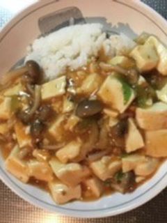 麻婆豆腐の素で作る麻婆丼-レシピのメイン写真