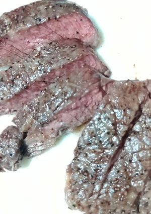 ガス止められた俺とお前のステーキ-レシピのメイン写真