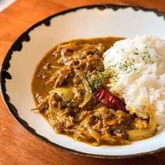 รูปของ 【簡単10分】時短サバ味噌カレー