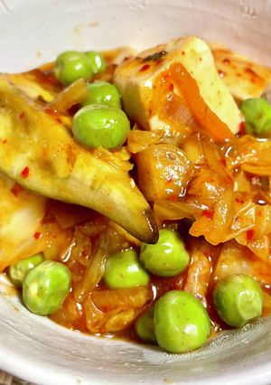 本技麻婆キムチ★青々グリーンピース入り-レシピのメイン写真