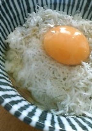朝は簡単★卵かけごはん-レシピのメイン写真
