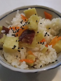 秋はなんといってもさつまいもご飯!-レシピのメイン写真