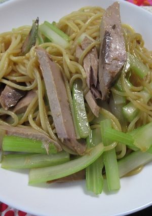 セロリとなまり節の、しょうが味パスタ-レシピのメイン写真