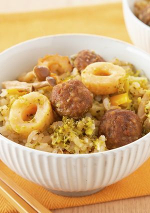 ミートボールとブロッコリーの炊き込みご飯-レシピのメイン写真