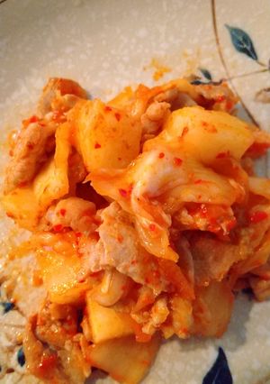 山芋でホクホク豚キムチ-レシピのメイン写真