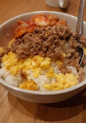豚とキムチの三色丼-レシピのメイン写真