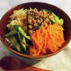 รูปของ 野菜たっぷり★ビピンパ(ナムル)