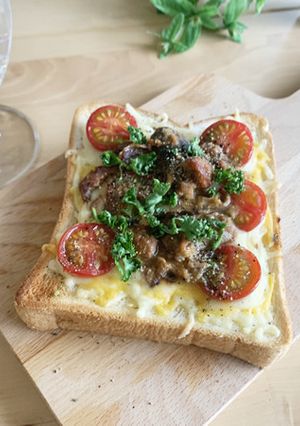 鯖みそ缶トマトチーズトースト-レシピのメイン写真
