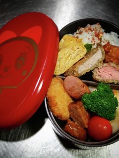 ノアちゃんのイカ墨ヒレかつ弁当(✯ᴗ✯)-レシピのメイン写真