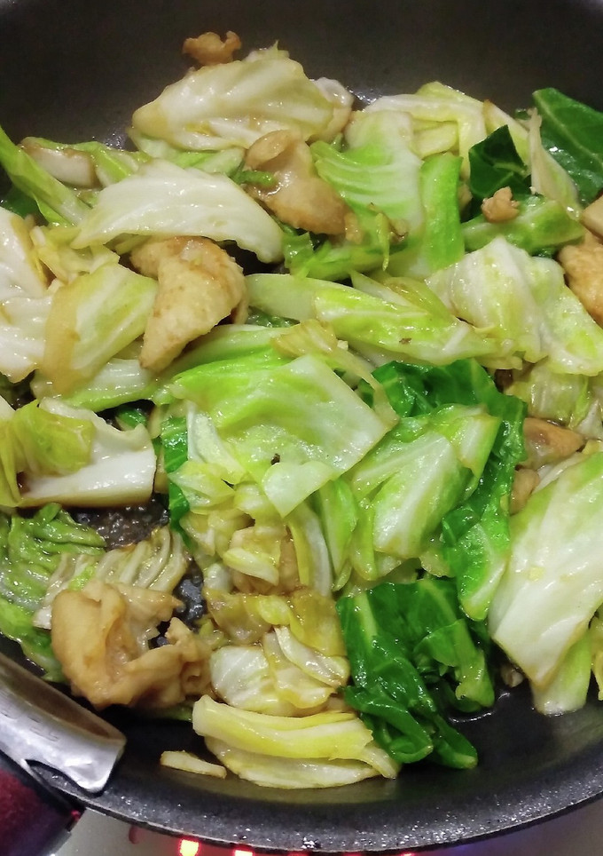 若鶏の皮とキャベツの炒め物-レシピのメイン写真