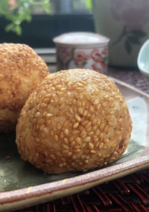 簡単！カリカリもちもち＊ごま団子-レシピのメイン写真