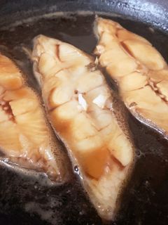 フライパンに並べるだけ!カレイ煮付け-レシピのメイン写真