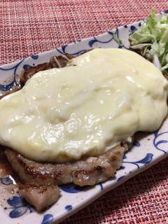 ポークソテーのチーズフォンデュソース-レシピのメイン写真