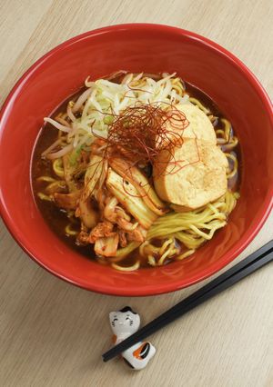 焼きキムチとナムルのにんにく味噌ラーメン-レシピのメイン写真