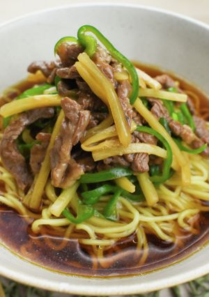 青椒肉絲トッピング醤油ラーメン-レシピのメイン写真