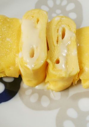 スライスチーズ入り卵焼き-レシピのメイン写真