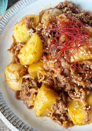 新じゃがいもと牛肉の韓国風ピリ辛えのき-レシピのメイン写真