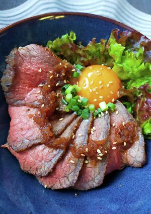お家で簡単ローストビーフ丼✩玉ねぎソース-レシピのメイン写真