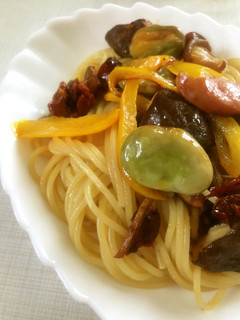 そら豆とオイル漬トマトパスタ-レシピのメイン写真