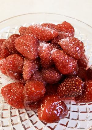 いちご酒のいちごでグラッセ-レシピのメイン写真