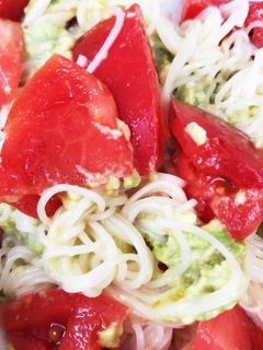ぬか漬けアボカドそうめん-レシピのメイン写真