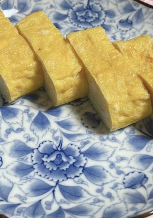 ふわふわ！フライパンで綺麗にできる卵焼き-レシピのメイン写真