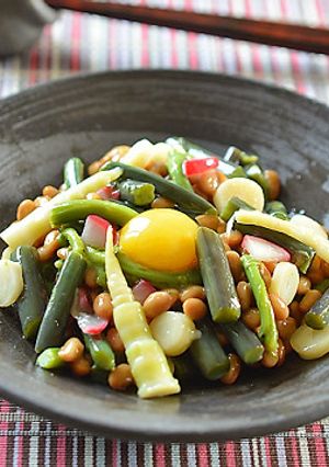 わらびと姫タケノコのにぎやか納豆和え♪-レシピのメイン写真