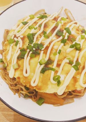 お家にあるもので!半熟卵のオムそば-レシピのメイン写真