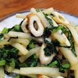 大根と葉とちくわの炒め煮。