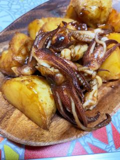新じゃがとイカの煮つけ -レシピのメイン写真