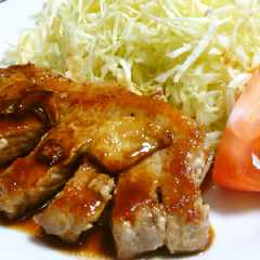 รูปของ 忙しい日にも！豚肉のステーキ☆トンテキ