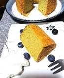 抹茶パウダー入り米粉シフォンケーキ
