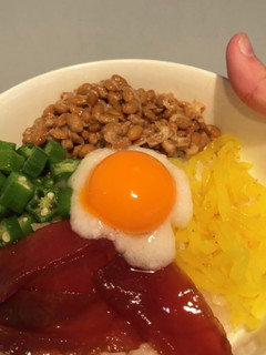漬けマグロのネバネバ丼!オクラ納豆山芋-レシピのメイン写真