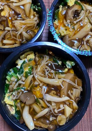 ニラ玉丼弁当(木の子餡)-レシピのメイン写真