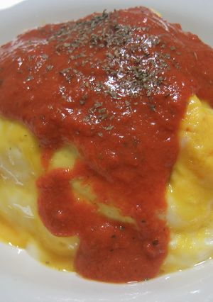 リッチなトマトソースのとろとろオムライス-レシピのメイン写真