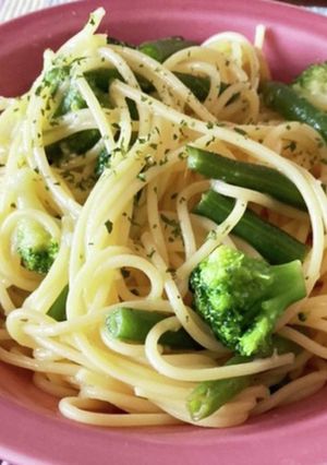緑野菜のペペロンチーノ-レシピのメイン写真