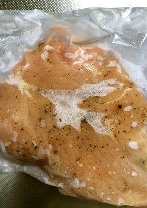 梅と大葉のサラダチキン【下味保存】-レシピのメイン写真
