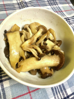 簡単キノコのバターソテー-レシピのメイン写真